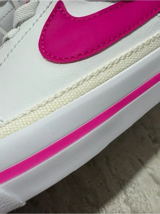 NWT Nike Little Girl Sneakers *1Y - Picture 8 of 8